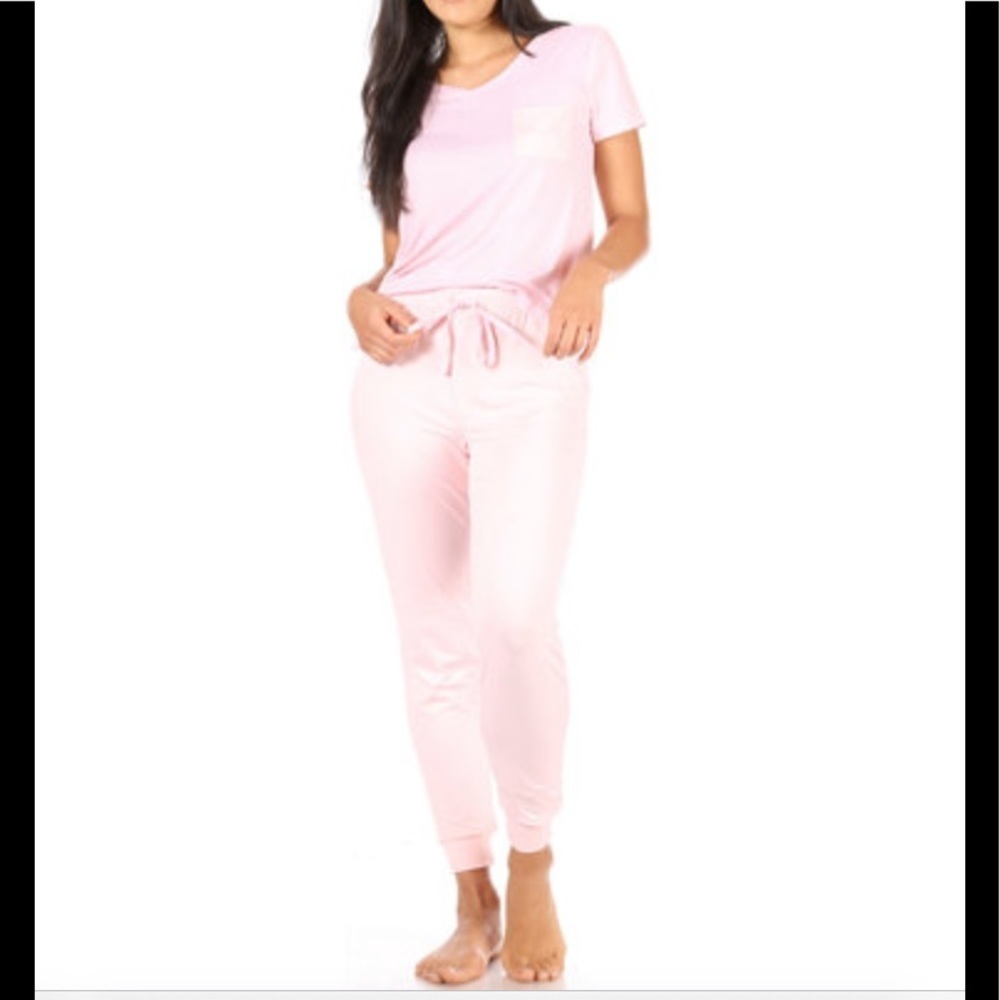 Rae Dunn #1 MOM" Pajama Set S2.